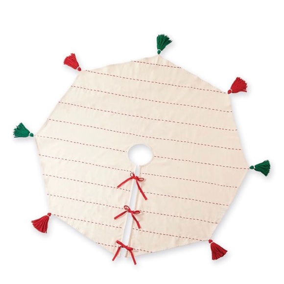 Mud Pie Red and Green Tassel Tree Skirt - Picture 15 of 16